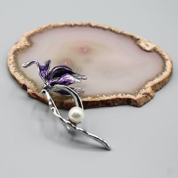 Lotus flower purple pin brooch jewelry fashion white pearl beautiful elegant - Picture 4 of 11